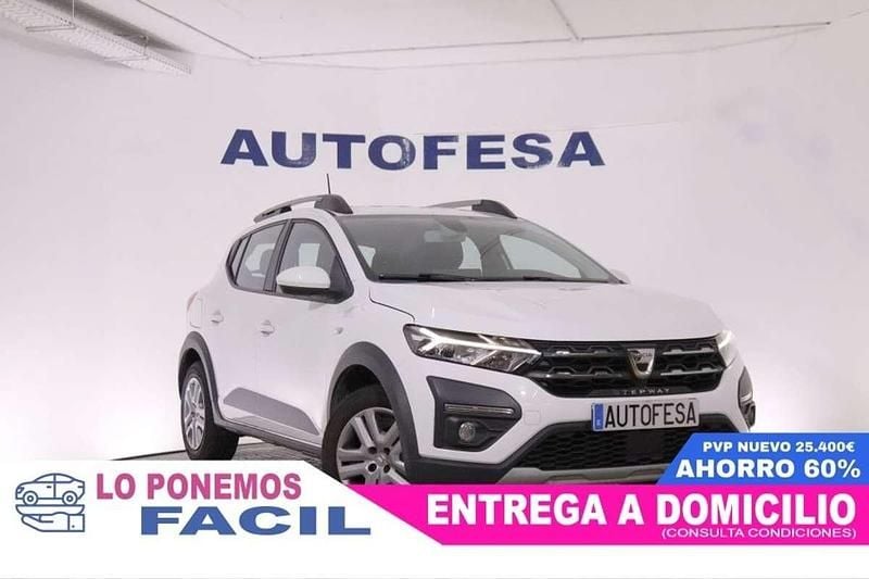 Usado Dacia Sandero Expression 101 CV (74 kW) 2022 Blanco Berlina