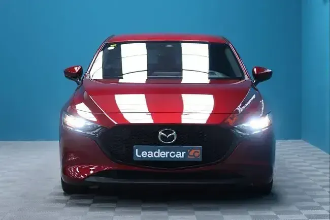 Usado Mazda 3 116 CV (85 kW) 2019 Rojo Berlina