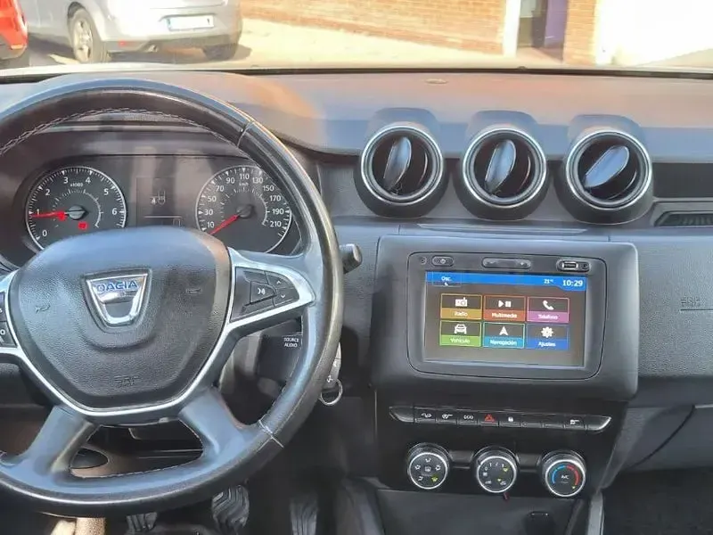 Usado Dacia Duster Comfort 115 CV (84 kW) 2020 Blanco SUV