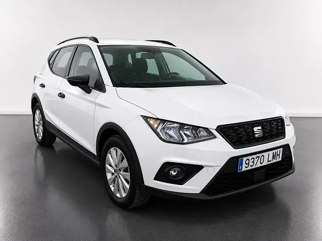 Usado Seat Arona Reference 95 CV (69 kW) 2021 Blancoblanco SUV