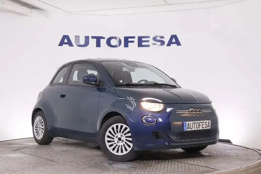 Usado Fiat 500e Action 69 kW (95 CV) 2023 Azul Utilitario