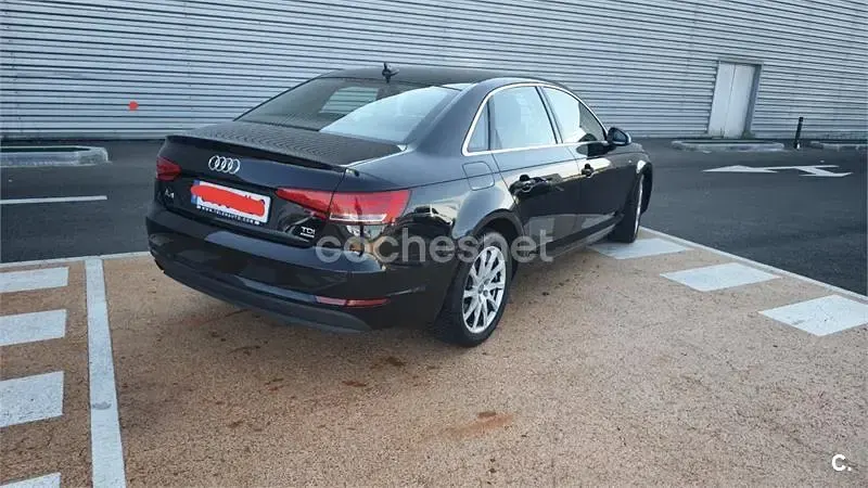Usado Audi A4 Design 150 CV (110 kW) 2016 Negro Berlina