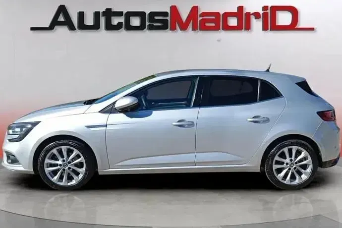 Usado Renault Mégane Zen 130 CV (95 kW) 2017