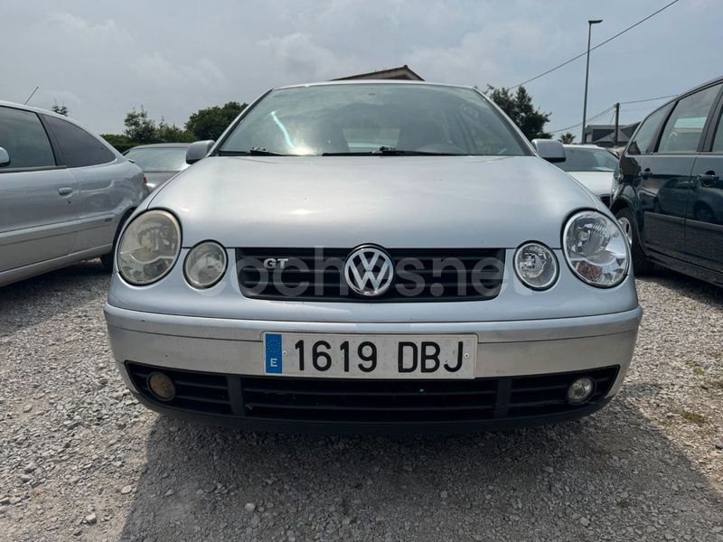 Usado VW Polo GT 100 CV (73 kW) 2005 Gris / plata Berlina