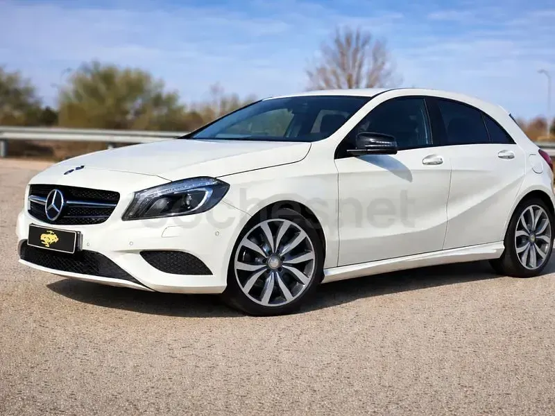 Usado Mercedes A200 Urban 156 CV (114 kW) 2014 Blanco Utilitario