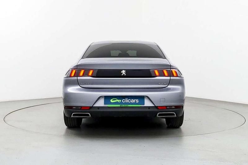 Usado Peugeot 508 Allure 131 CV (96 kW) 2021 Gris Berlina