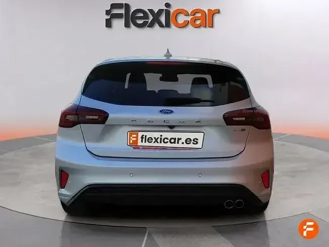 Usado Ford Focus ST-Line X 155 CV (114 kW) 2023 Gris Berlina