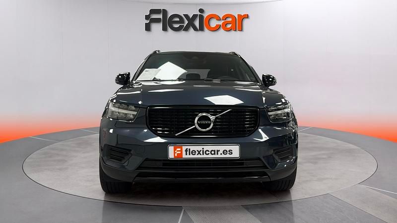 Usado Volvo XC40 211 CV (155 kW) 2021 Gris SUV