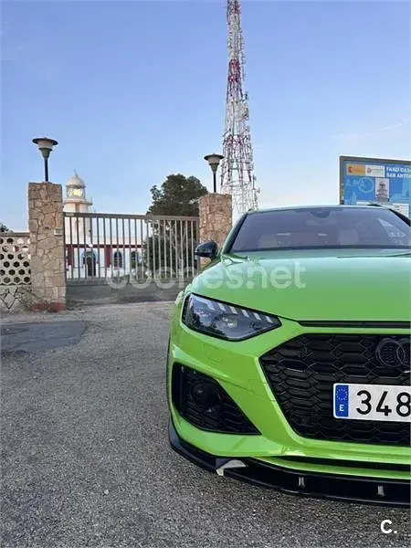 Usado Audi RS4 450 CV (330 kW) 2021 Verde Familiar