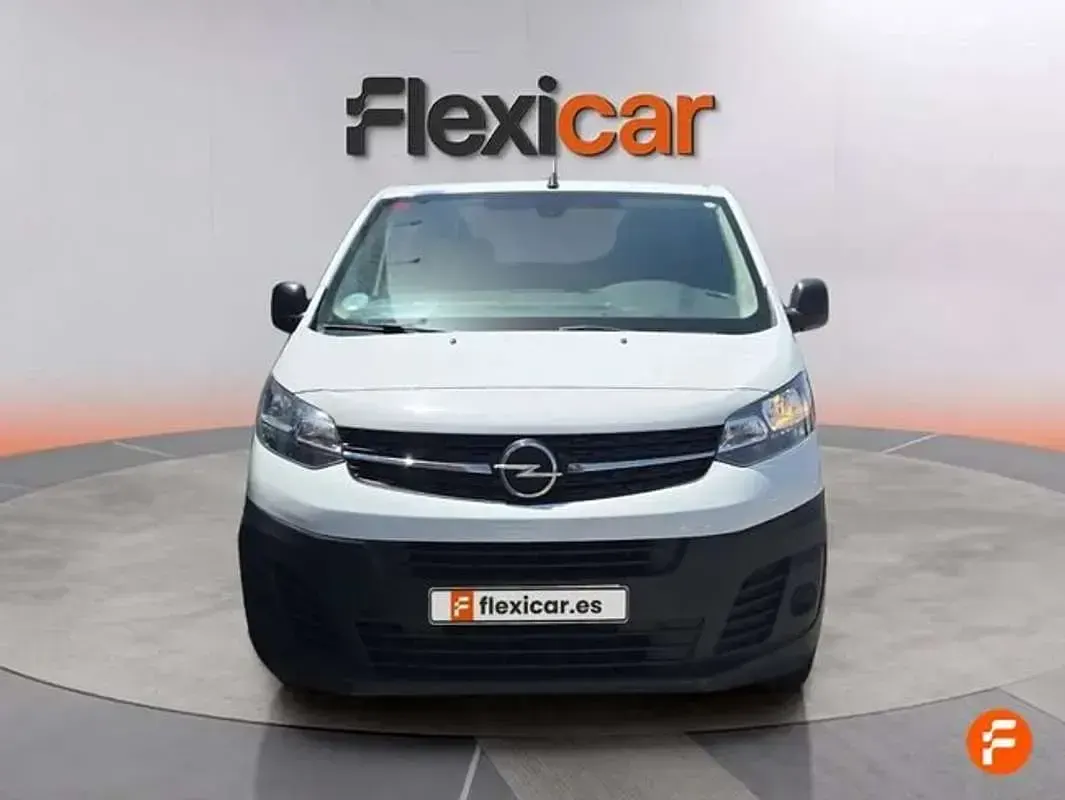 Usado Opel Vivaro-e Combi 102 CV (75 kW) 2023 Blanco Monovolumen