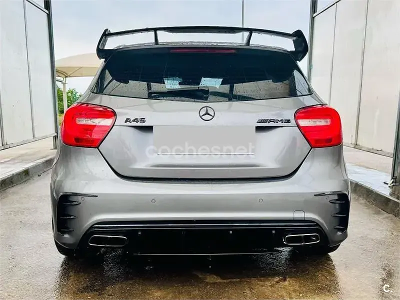 Usado Mercedes A45 AMG AMG 360 CV (264 kW) 2014 Gris / plata Utilitario