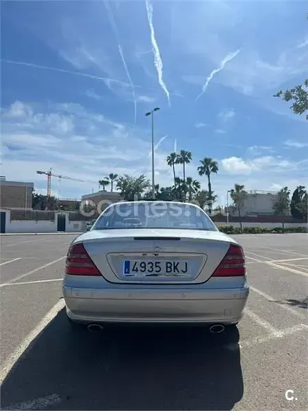 Usado Mercedes CL500 306 CV (225 kW) 2001 Gris / plata Coupe