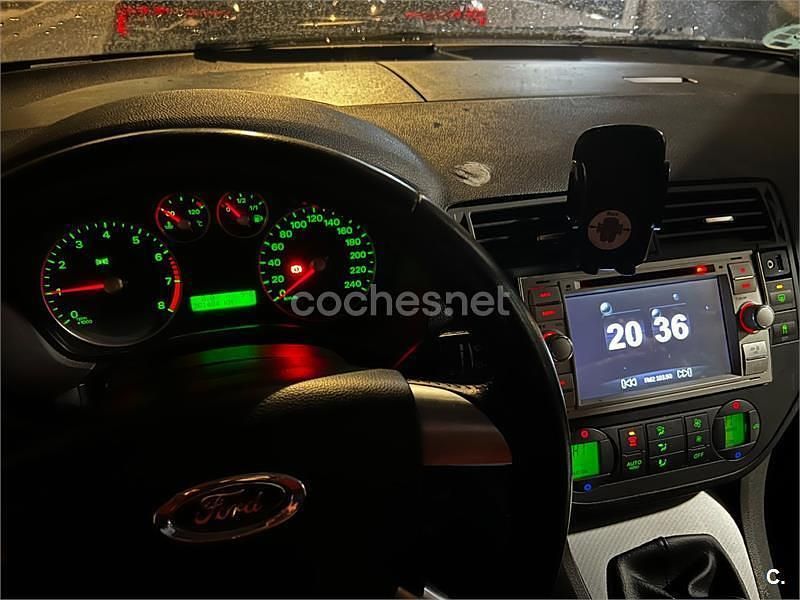 Usado Ford C-MAX Trend 100 CV (73 kW) 2006 Gris / plata Monovolumen