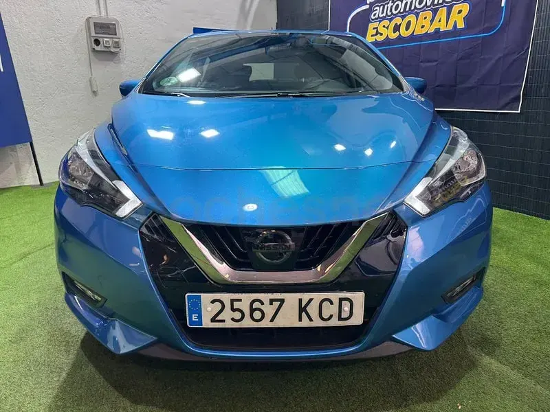 Usado Nissan Micra Tekna 90 CV (66 kW) 2017 Azul Utilitario