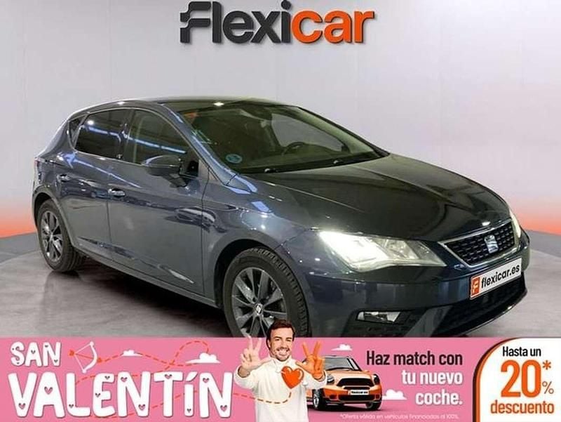 Usado Seat Leon ST Style 116 CV (85 kW) 2019 Gris Familiar