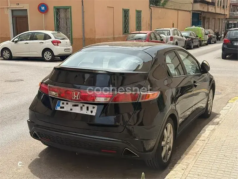 Usado Honda Civic Sport 140 CV (102 kW) 2008 Negro Berlina