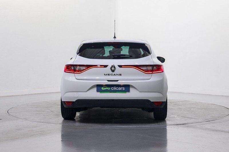 Usado Renault Mégane IV 100 CV (73 kW) 2018 Blanco Berlina
