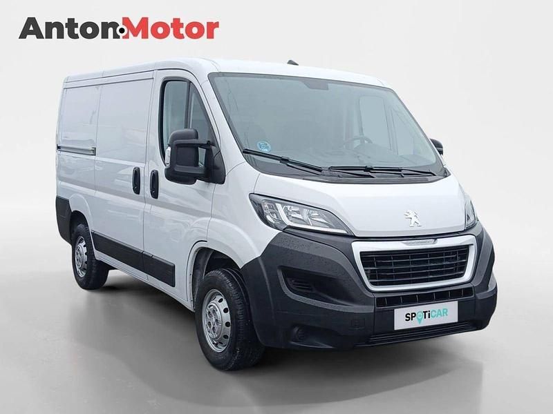 Usado Peugeot Boxer S 120 CV (88 kW) 2022 Blanco Van