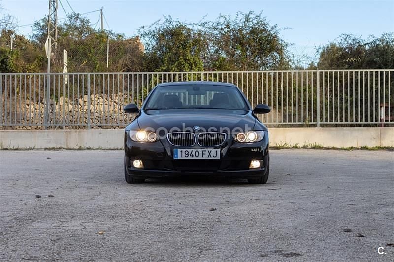 Usado BMW 325 218 CV (160 kW) 2007 Negro Coupe
