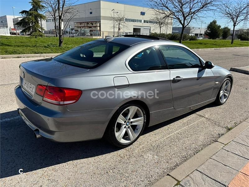 Usado BMW 335 306 CV (225 kW) 2007 Gris / plata Coupe