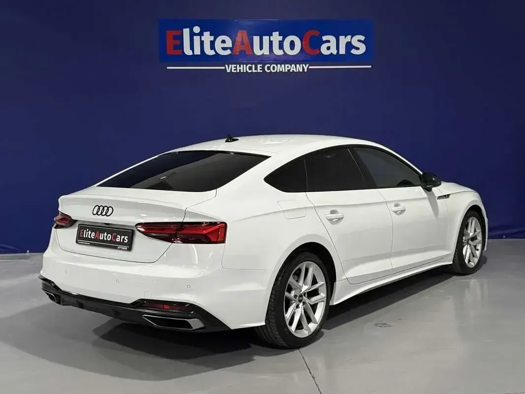 Usado Audi A5 Sportback S-Line 204 CV (150 kW) 2023 Blanco Utilitario