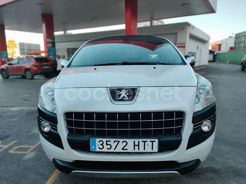 Usado Peugeot 3008 Allure 115 CV (84 kW) 2013 Blanco Berlina