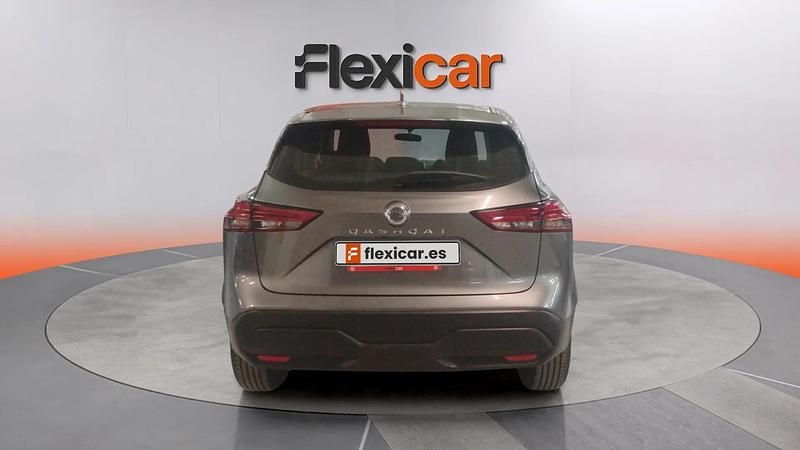 Usado Nissan Qashqai Acenta 158 CV (116 kW) 2021 Gris SUV