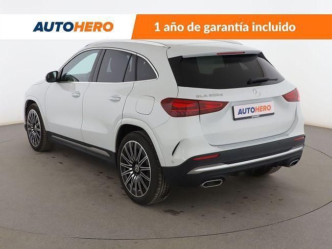Käytetty Mercedes GLA200 AMG line 150 HP (110 kW) 2024 Valkoinen Katumaasturi