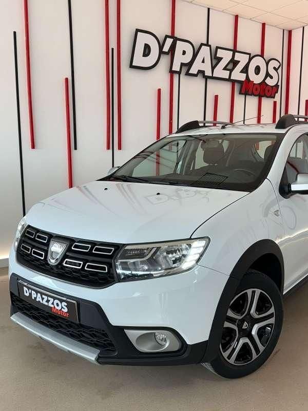 Usado Dacia Sandero Essentiel 95 CV (69 kW) 2018 Blanco Utilitario