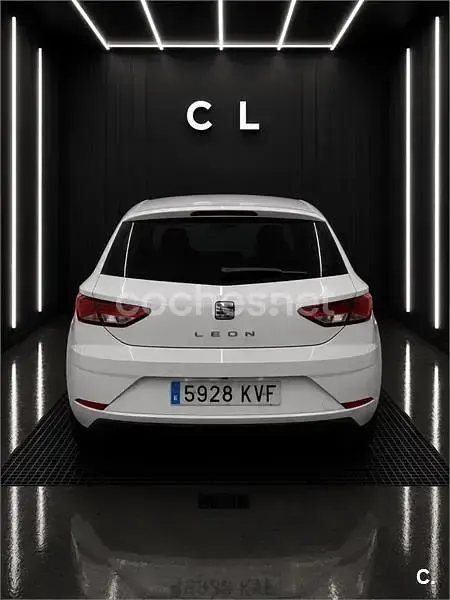 Usado Seat Leon FR 150 CV (110 kW) 2020 Blanco Berlina
