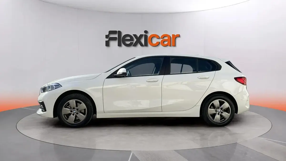 Usado BMW 116 116 CV (85 kW) 2020 Blanco Utilitario