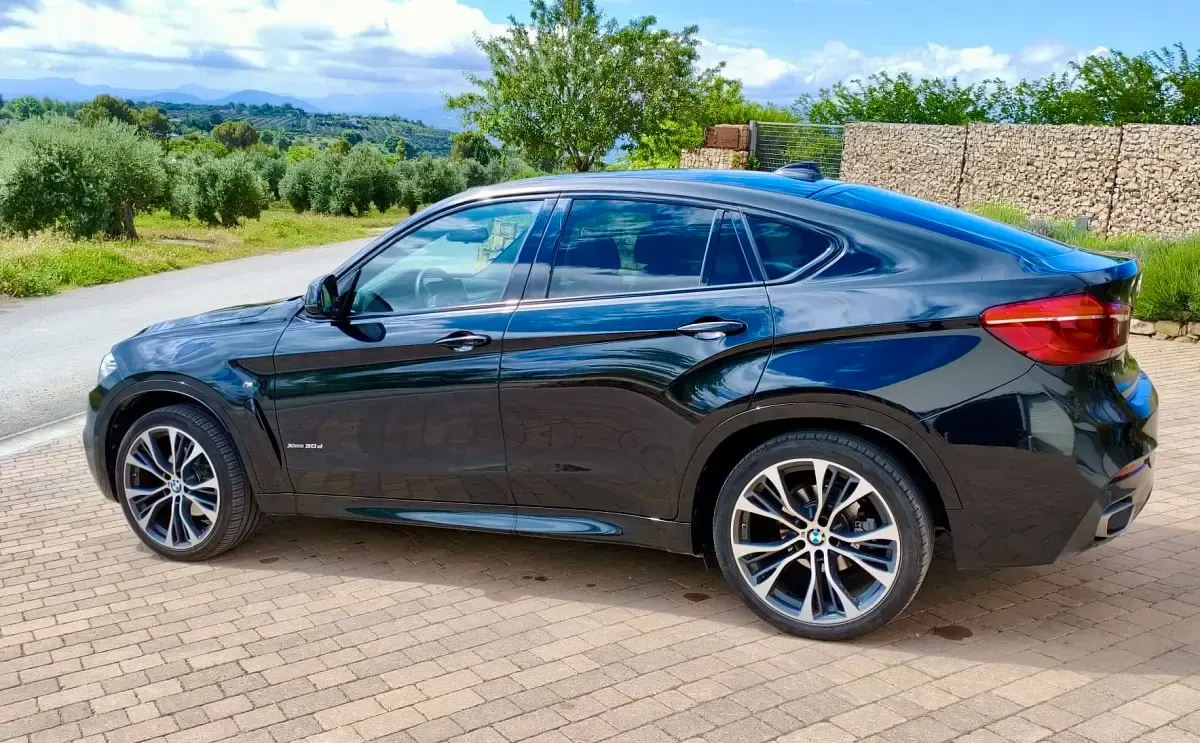 Usado BMW X6 Comfort Edition 258 CV (189 kW) 2018 Azul SUV