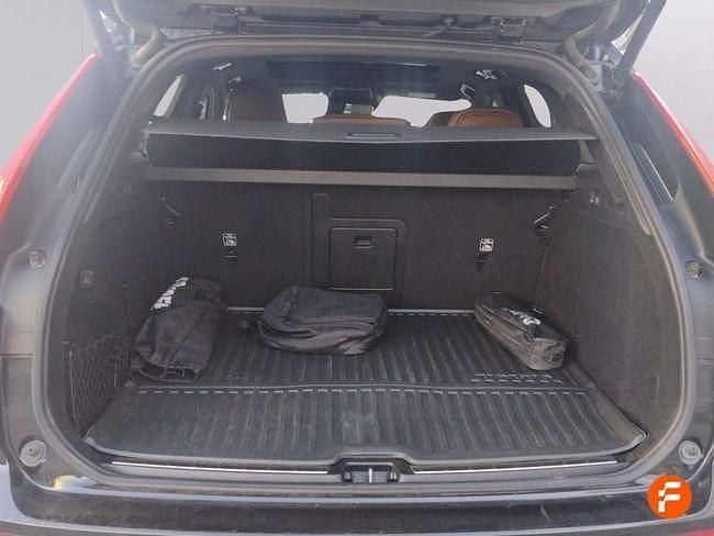 Usado Volvo XC60 Inscription 340 CV (250 kW) 2021 Negro SUV