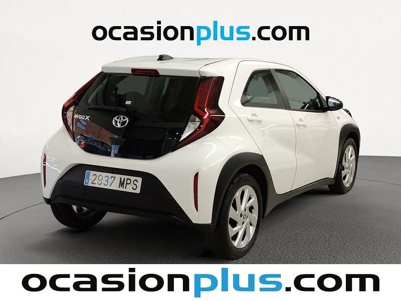 Usado Toyota Aygo X Play 72 CV (52 kW) 2024 Blanco SUV