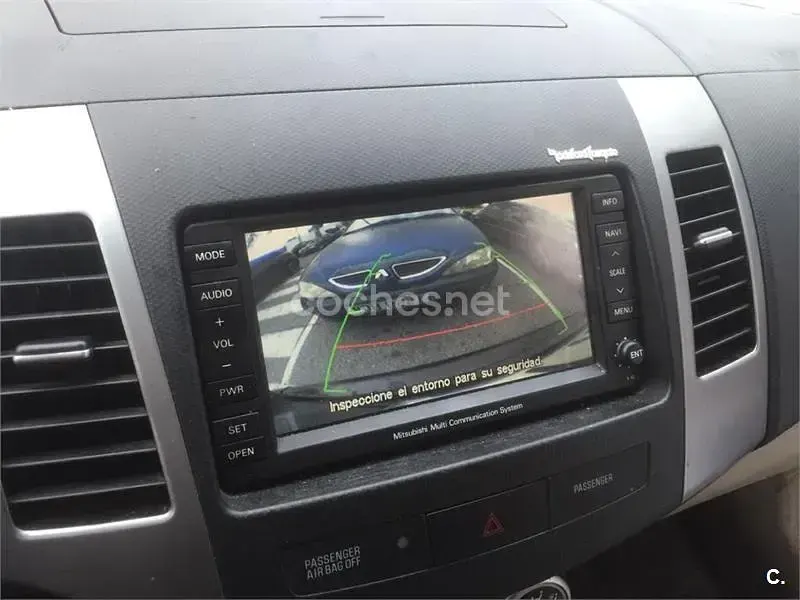Usado Mitsubishi Outlander Plus 156 CV (114 kW) 2009 Negro SUV