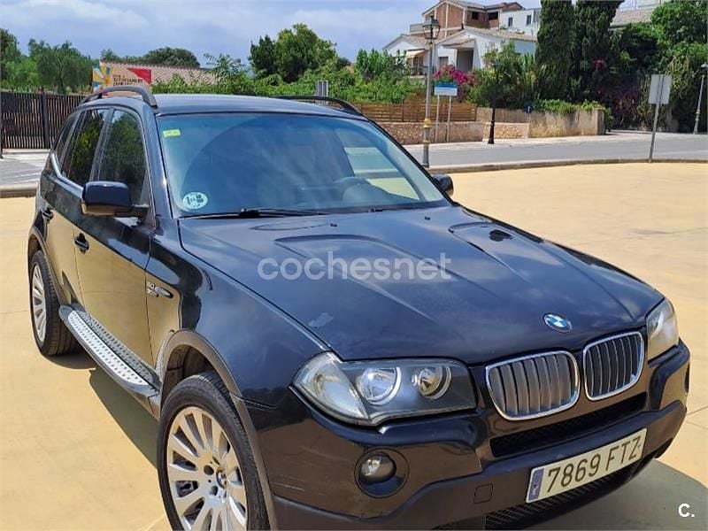 Usado BMW X3 Comfort Edition 218 CV (160 kW) 2007 Negro SUV