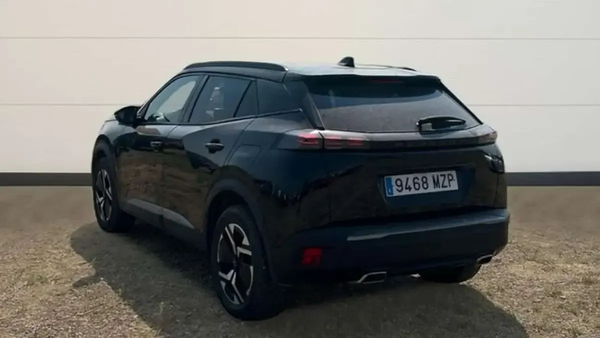 Usado Peugeot 2008 Allure 145 CV (106 kW) 2025 Negro SUV