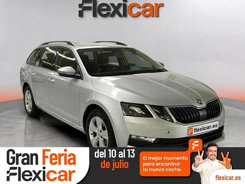 Gris Usado 2019 Skoda Octavia Ambition Familiar | 13.790 € (Precio justo) - Imagen 1/2