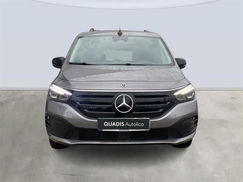 Usado Mercedes EQT200 89 kW (122 CV) 2025 Gris cromita Monovolumen