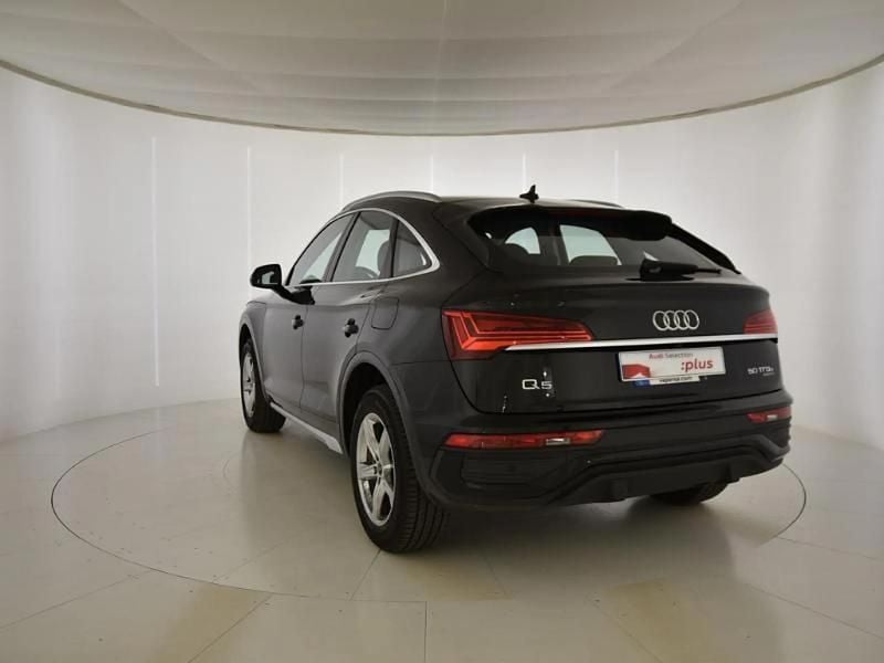 Usado Audi Q5 Sportback Advanced 299 CV (219 kW) 2025 Negro SUV