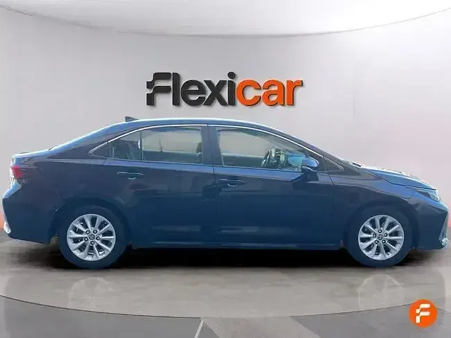 Usado Toyota Corolla Active 140 CV (102 kW) 2023 Negro Berlina