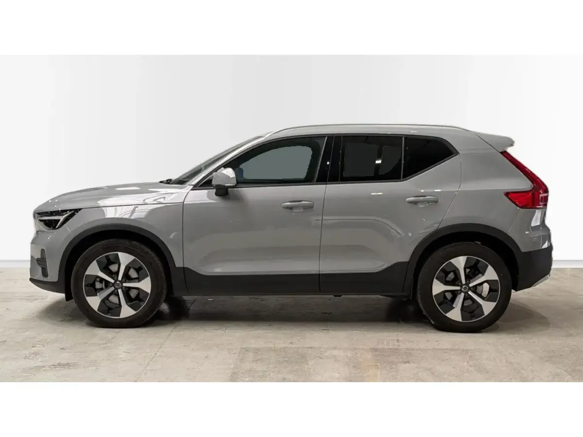 Usado Volvo XC40 Core 163 CV (119 kW) 2025 Gris SUV