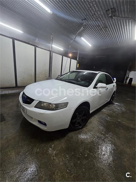 Blanco Usado 2005 Honda Accord Executive Berlina | 5600 € (Precio justo) - Imagen 1/4