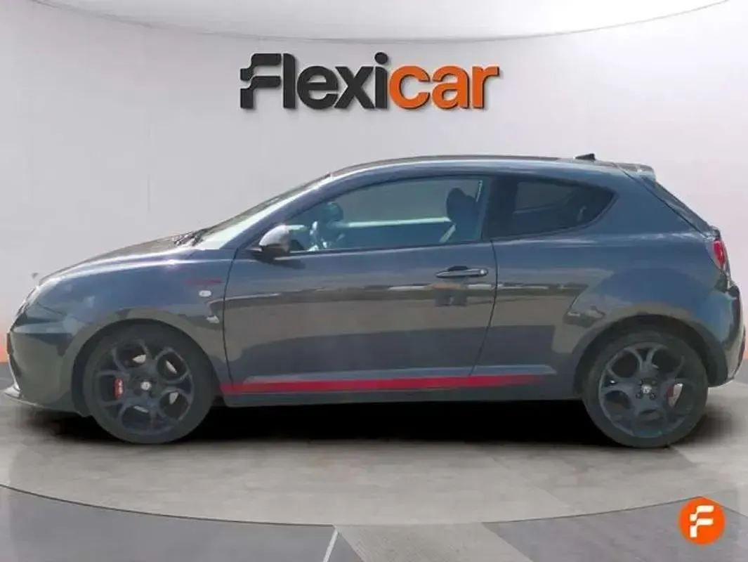 Usado Alfa Romeo MiTo Veloce 170 CV (125 kW) 2018 Gris Utilitario
