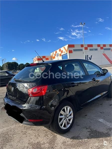 Usado Seat Ibiza CONNECT 95 CV (69 kW) 2015 Negro Berlina