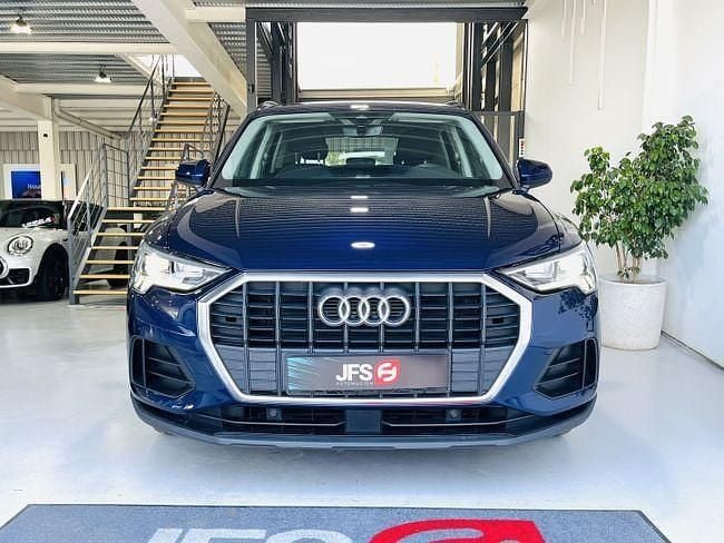 Usado Audi Q3 150 CV (110 kW) 2021 Azul SUV