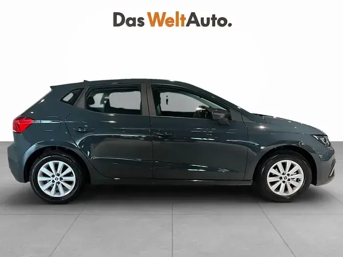 Usado Seat Ibiza Reference 80 CV (58 kW) 2025 Azul Utilitario