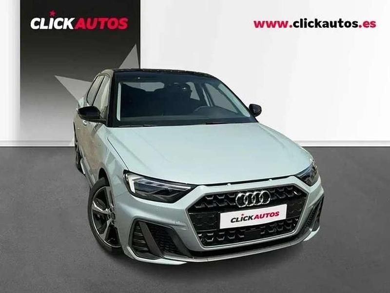 Usado Audi A1 Comfort 116 CV (85 kW) 2025 Gris SUV