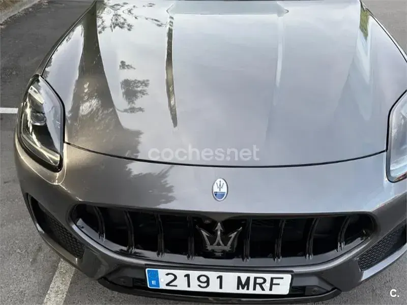 Usado Maserati Grecale 330 CV (242 kW) 2024 Gris / plata SUV