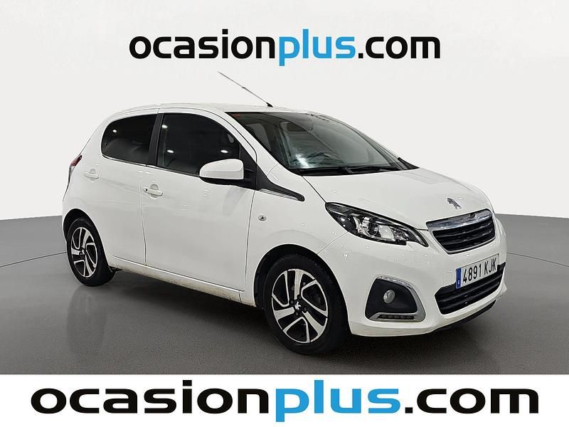 Usado Peugeot 108 Allure 82 CV (60 kW) 2018 Blanco Utilitario